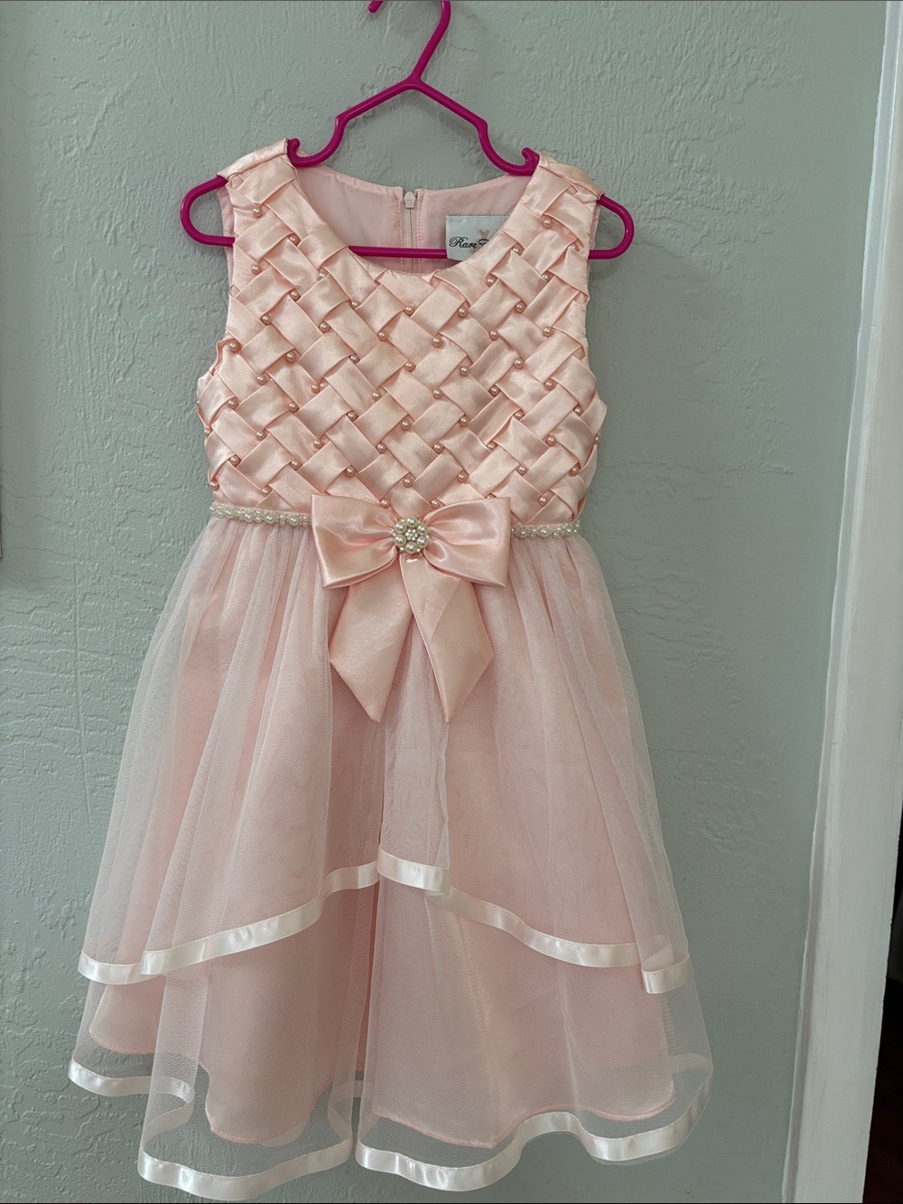 Rare Editions soft pink basket weave